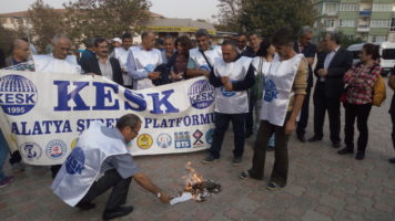 illerde “Ocak Ayını Beklemeden, Hemen Şimdi Maaşlarımızda Ek Artış Yapılsın”