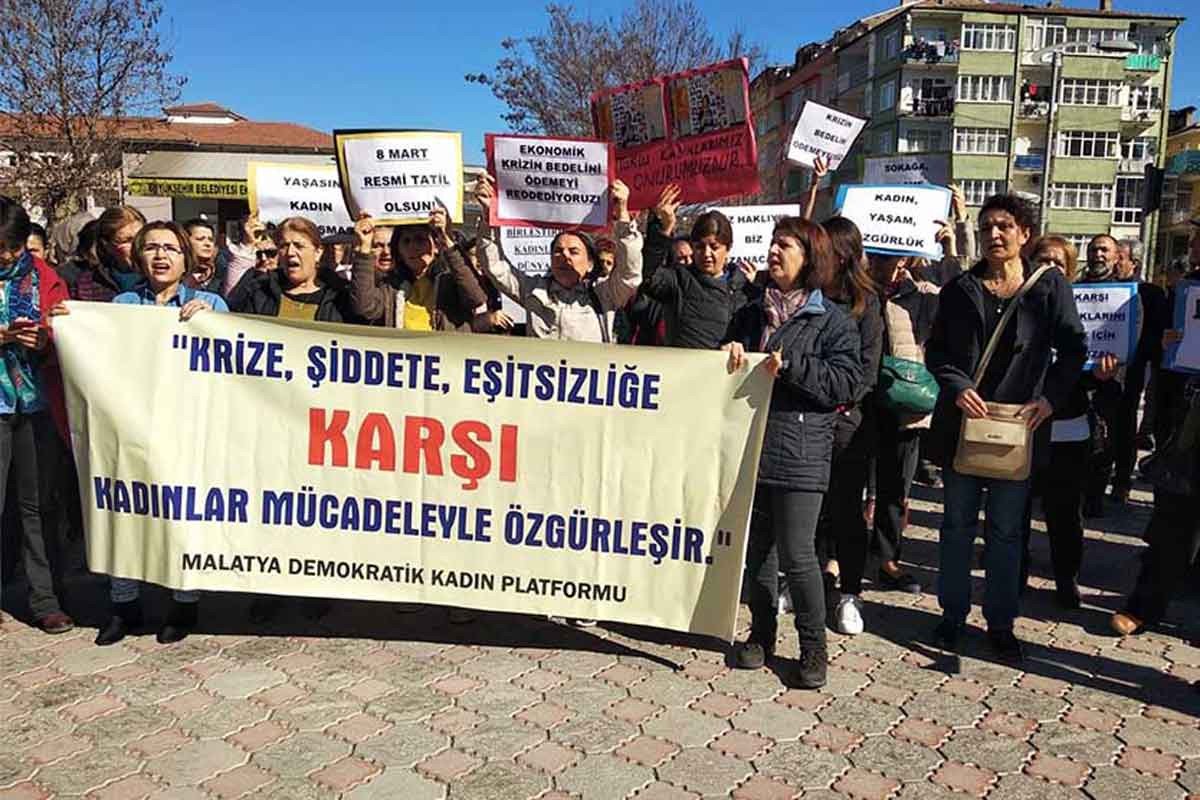 8 Mart Kadınların Uluslararası Birlik, Mücadele ve Dayanışma Günü'nü Kutluyoruz !